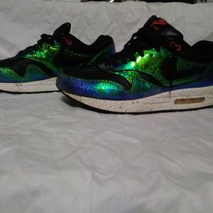 Nike Air Max 1 Supreme